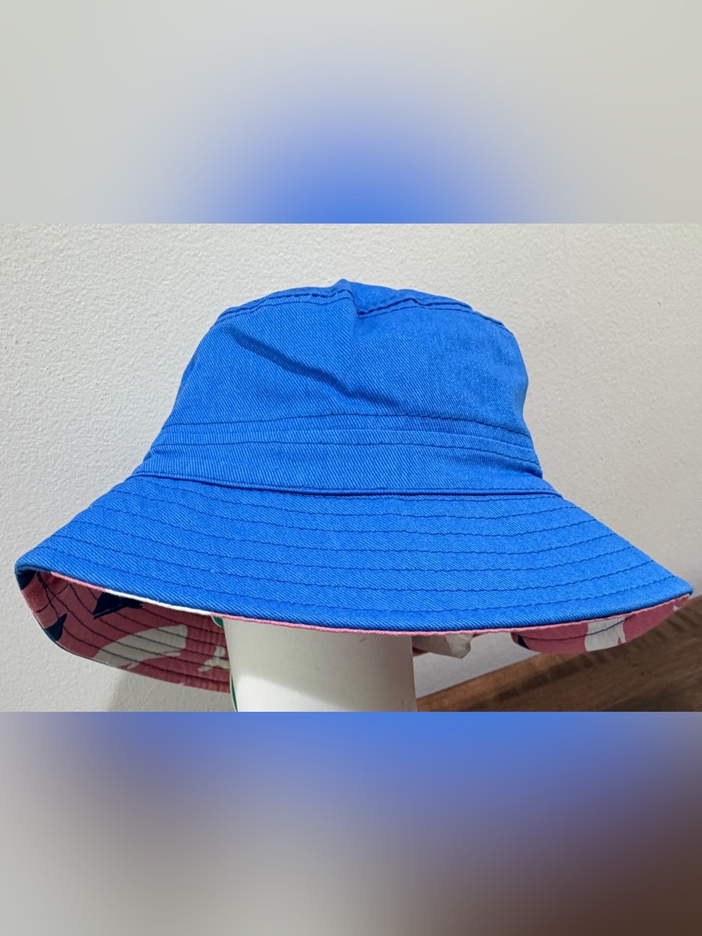 NWT Hatley Girl’s Reversible Royal Blue Bucket Sun Hat Nautical Whales